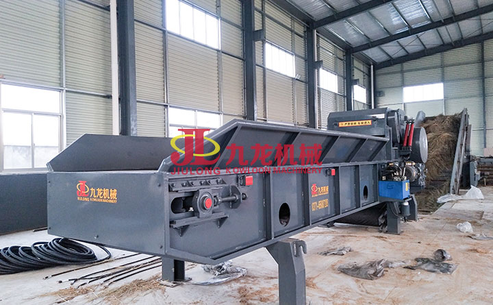 大型玉米秸稈粉碎機(jī)